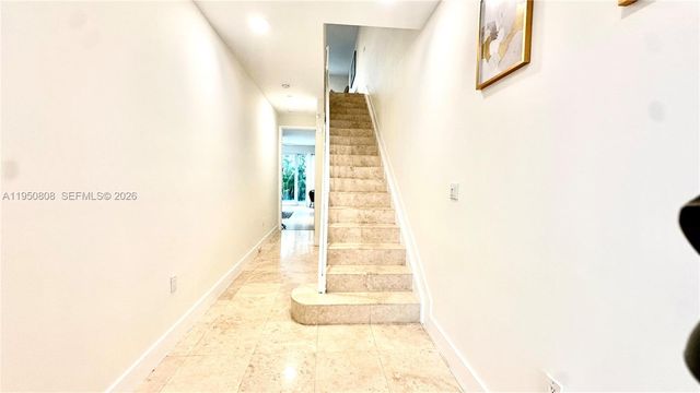 814 NE 19th Ave, Fort Lauderdale, FL 33304