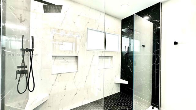 814 NE 19th Ave, Fort Lauderdale, FL 33304