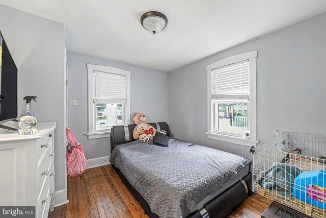 101 W 5TH AVE, Runnemede, NJ 08078