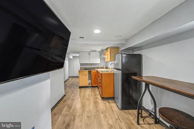 101 W 5TH AVE, Runnemede, NJ 08078