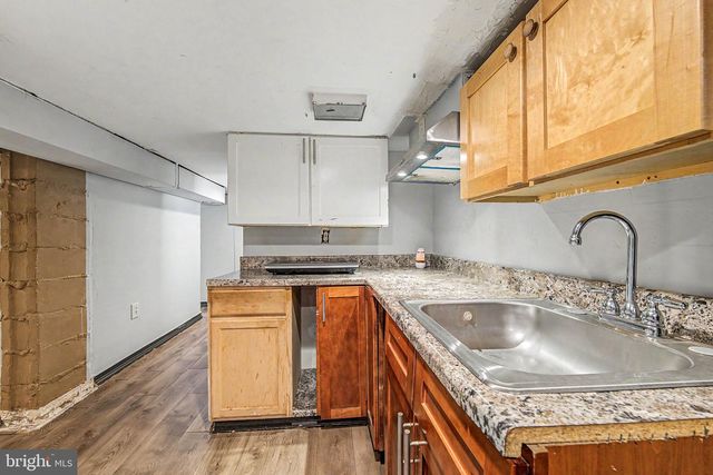 101 W 5TH AVE, Runnemede, NJ 08078