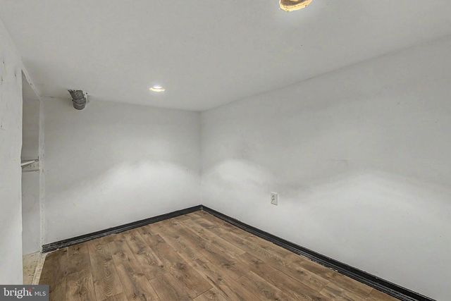 101 W 5TH AVE, Runnemede, NJ 08078