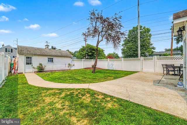 101 W 5TH AVE, Runnemede, NJ 08078