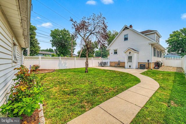 101 W 5TH AVE, Runnemede, NJ 08078