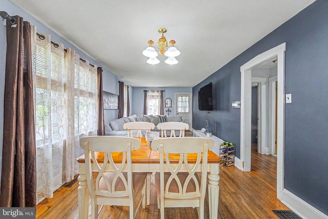 101 W 5TH AVE, Runnemede, NJ 08078