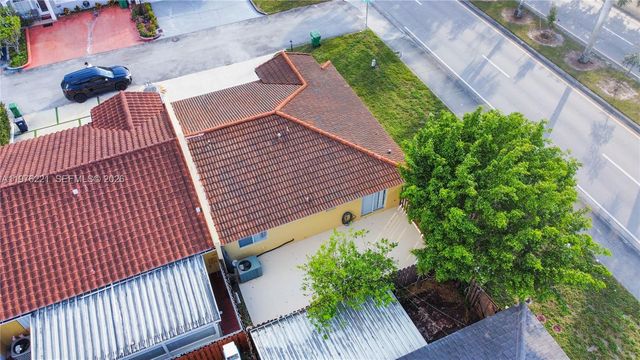 7569 NW 173rd Ter 7569, Hialeah, FL 33015