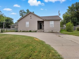 2836 E Admiral Boulevard, Tulsa, OK 74110