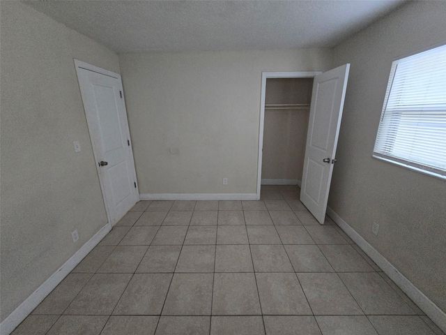 4542 21ST AVENUE S, St Petersburg, FL 33711