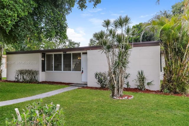 11823 Dahlia Drive, Royal Palm Beach, FL 33411