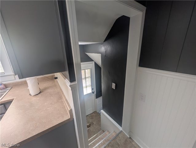 526 Grant Avenue, Cuyahoga Falls, OH 44221