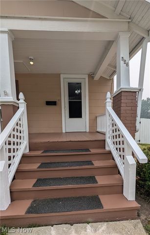 526 Grant Avenue, Cuyahoga Falls, OH 44221