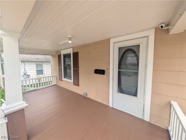 526 Grant Avenue, Cuyahoga Falls, OH 44221