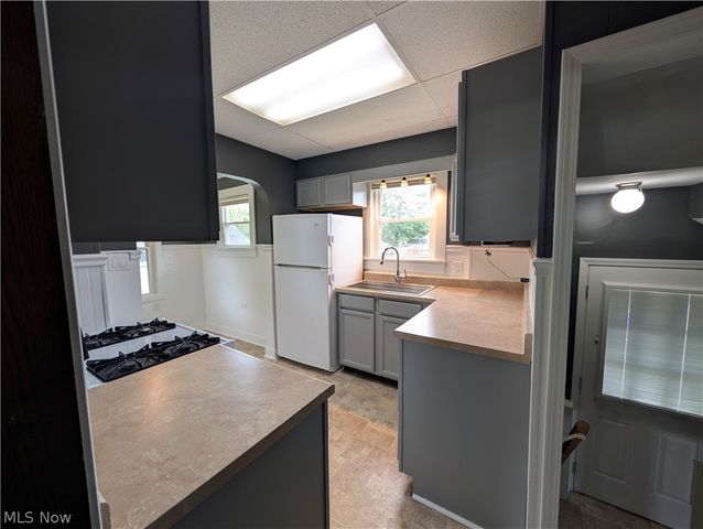 526 Grant Avenue, Cuyahoga Falls, OH 44221