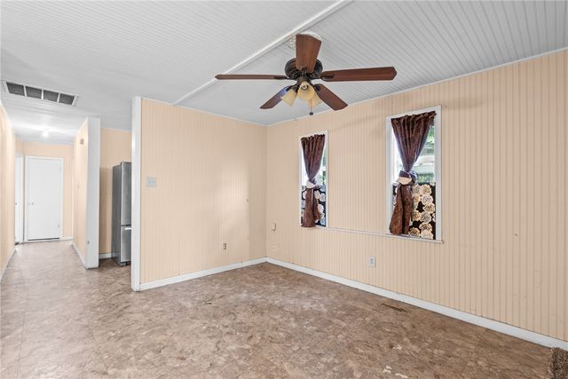 1645 Brentwood Dr, Corpus Christi, TX 78415