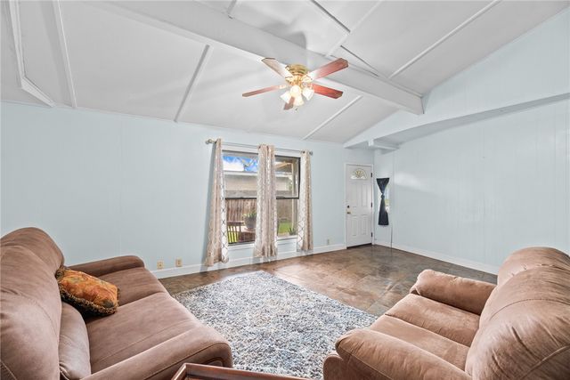 1645 Brentwood Dr, Corpus Christi, TX 78415