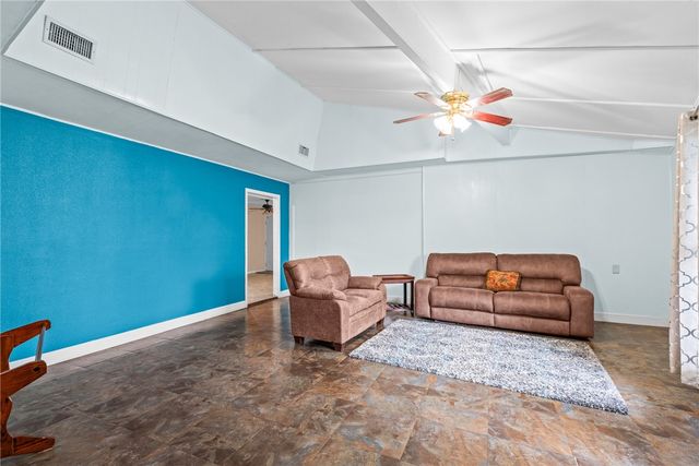 1645 Brentwood Dr, Corpus Christi, TX 78415