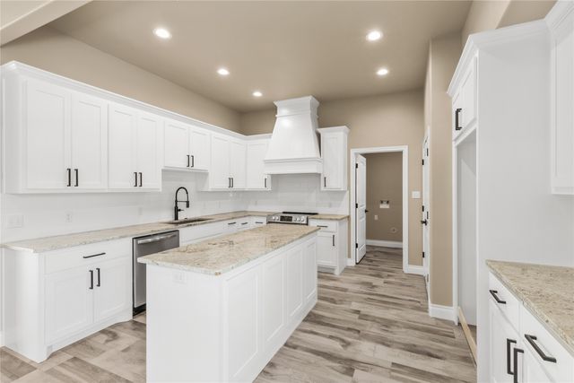 4506 E Kenwood Court, Granbury, TX 76049