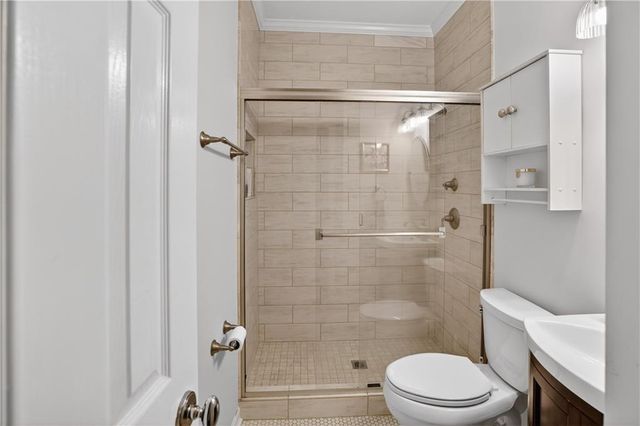 3675 Peachtree Road NE 19, Atlanta, GA 30319