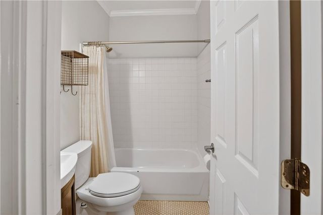 3675 Peachtree Road NE 19, Atlanta, GA 30319