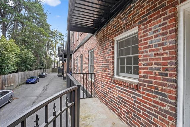 3675 Peachtree Road NE 19, Atlanta, GA 30319