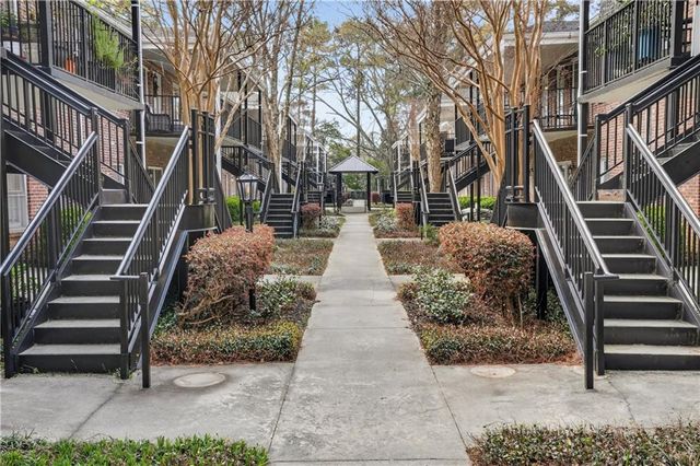 3675 Peachtree Road NE 19, Atlanta, GA 30319