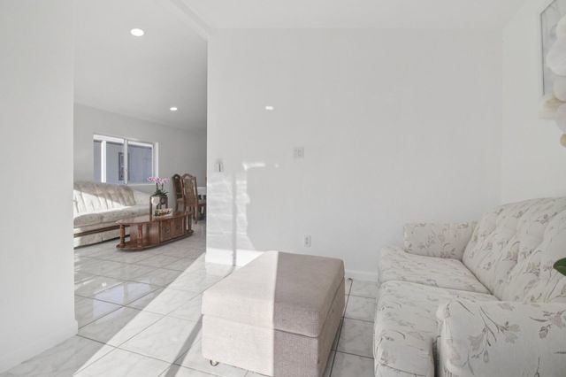 555 Umbarger Road 75, San Jose, CA 95111