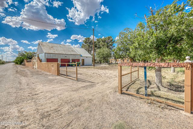 1015 Lister Drive, La Mesa, NM 88044