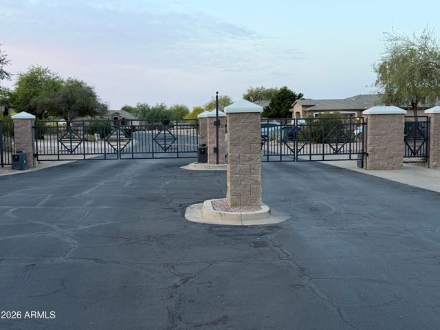 7864 E LAUREL Street, Mesa, AZ 85207