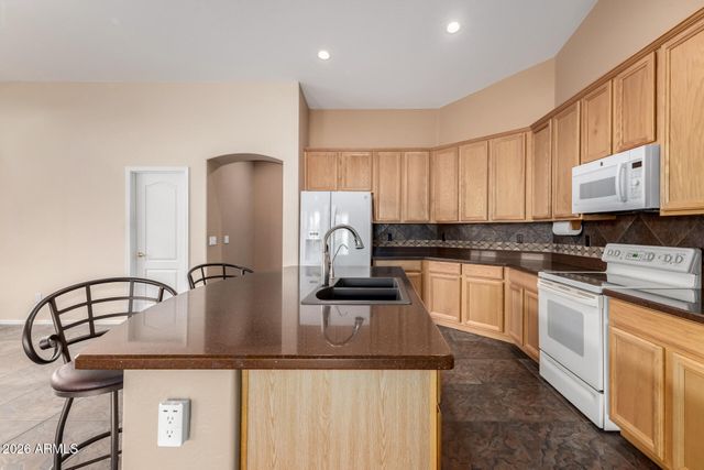 7864 E LAUREL Street, Mesa, AZ 85207