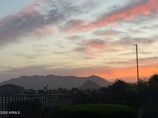 7864 E LAUREL Street, Mesa, AZ 85207