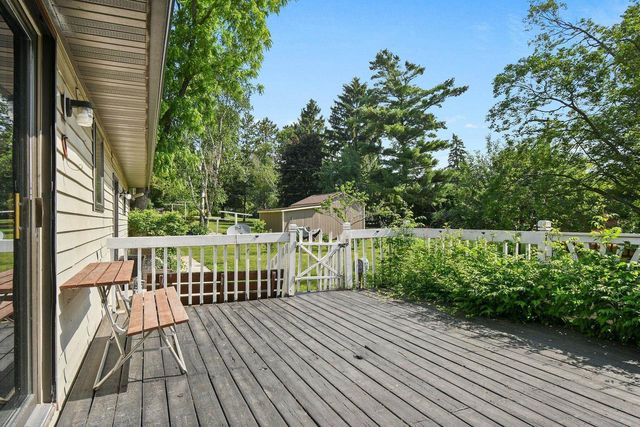 N1544 Poeppel Road, Fort Atkinson, WI 53538