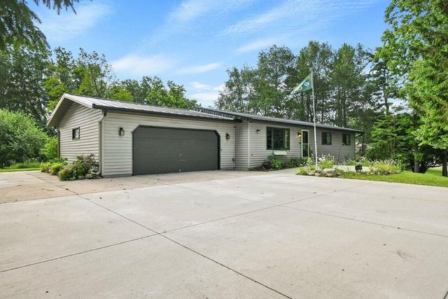 N1544 Poeppel Road, Fort Atkinson, WI 53538