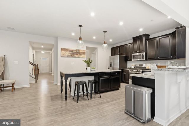 4217 MANOR FIELD DR, Bowie, MD 20720