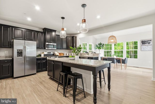 4217 MANOR FIELD DR, Bowie, MD 20720