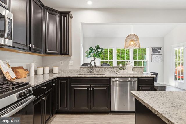 4217 MANOR FIELD DR, Bowie, MD 20720