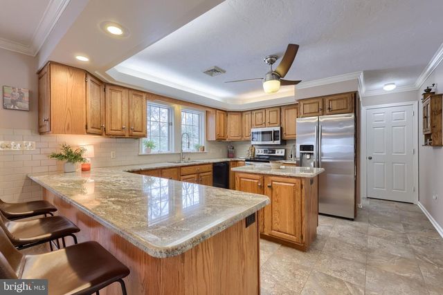 332 LAUREL DR, York, PA 17406