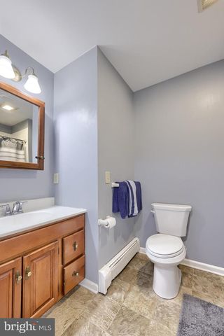 332 LAUREL DR, York, PA 17406