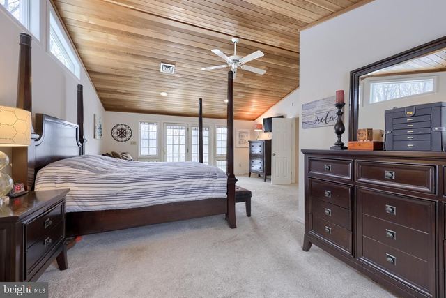 332 LAUREL DR, York, PA 17406