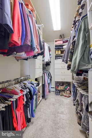 332 LAUREL DR, York, PA 17406