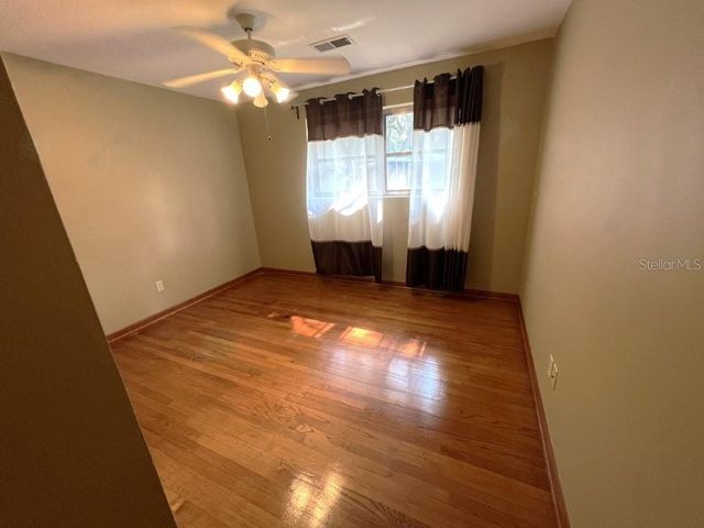 106 SW 38TH STREET, Gainesville, FL 32607