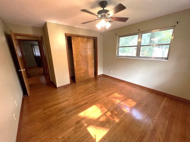 106 SW 38TH STREET, Gainesville, FL 32607