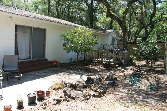 106 SW 38TH STREET, Gainesville, FL 32607