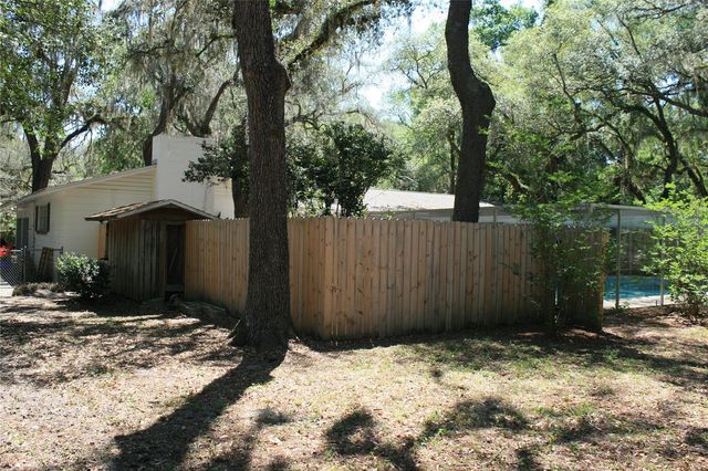 106 SW 38TH STREET, Gainesville, FL 32607