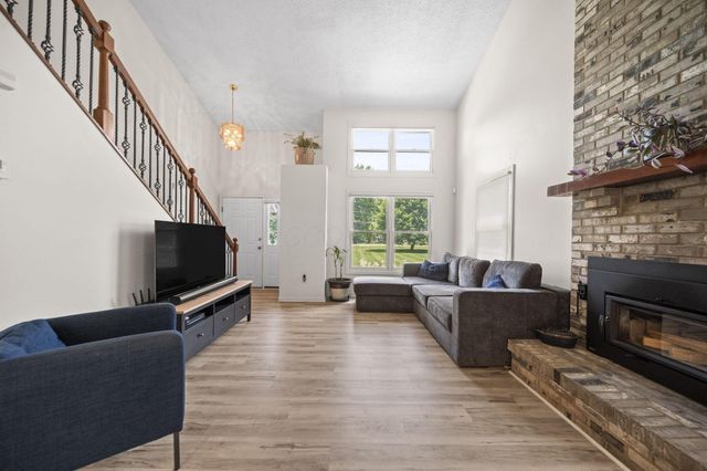 1205 Holton Road, Grove City, OH 43123