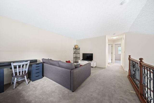 1205 Holton Road, Grove City, OH 43123