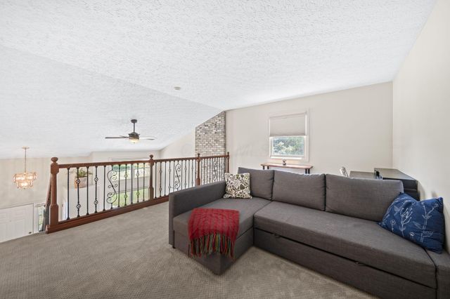 1205 Holton Road, Grove City, OH 43123