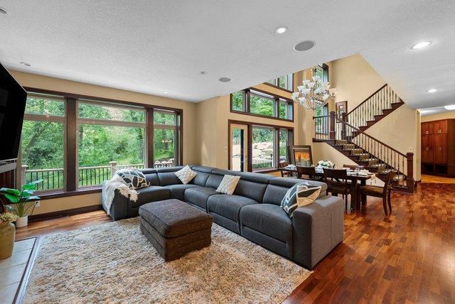 14708 Woodhaven Road, Minnetonka, MN 55345