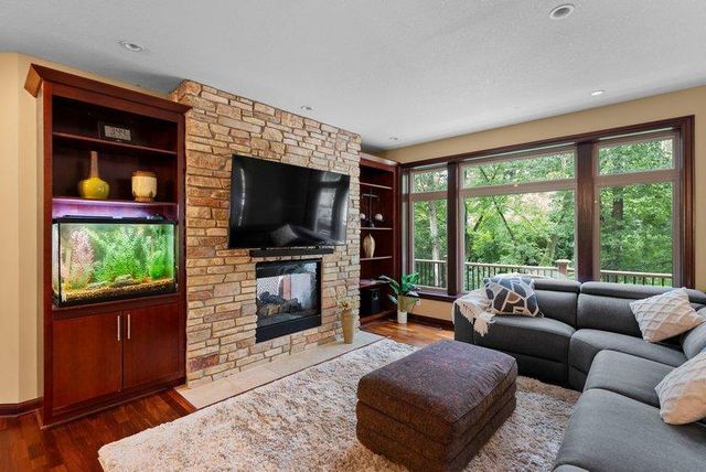 14708 Woodhaven Road, Minnetonka, MN 55345