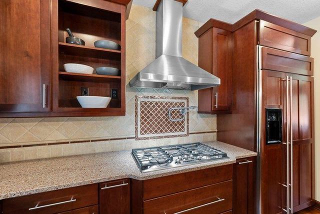 14708 Woodhaven Road, Minnetonka, MN 55345