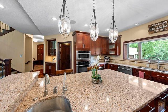 14708 Woodhaven Road, Minnetonka, MN 55345